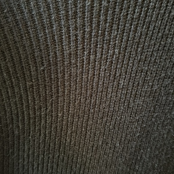 The Drop Oversized Ribbed Sweater - Picture 4 of 4